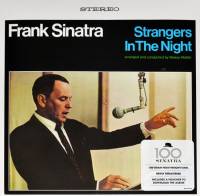 FRANK SINATRA - STRANGERS IN THE NIGHT (LP)